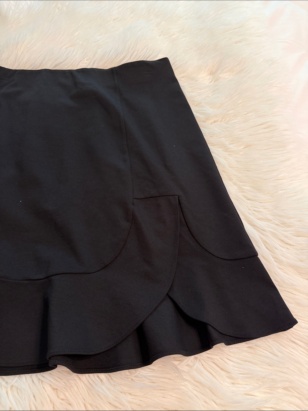 LOFT Black Ruffle-Hem Skater Skirt size MT brand new length 21” waist 32” elasti - Picture 7 of 8